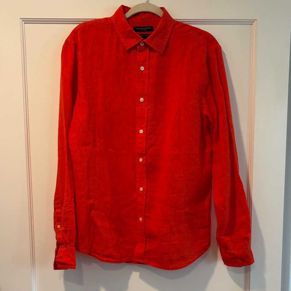 Banana Republic Bright Red Casual Button-Down Shirt